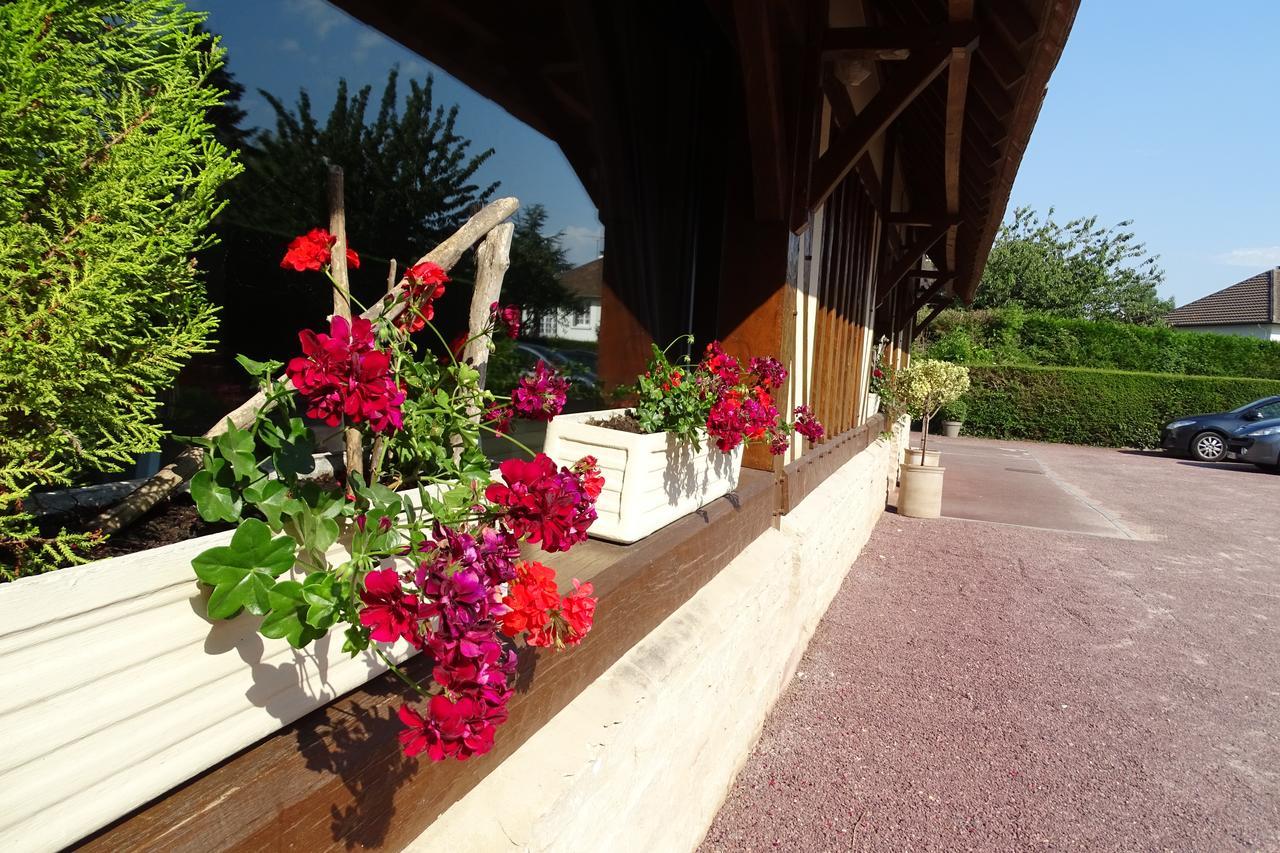 Hotel Le Vauban Merville-Franceville-Plage Exterior foto