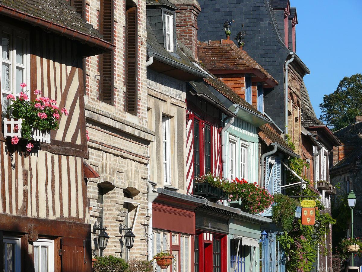 Hotel Le Vauban Merville-Franceville-Plage Exterior foto